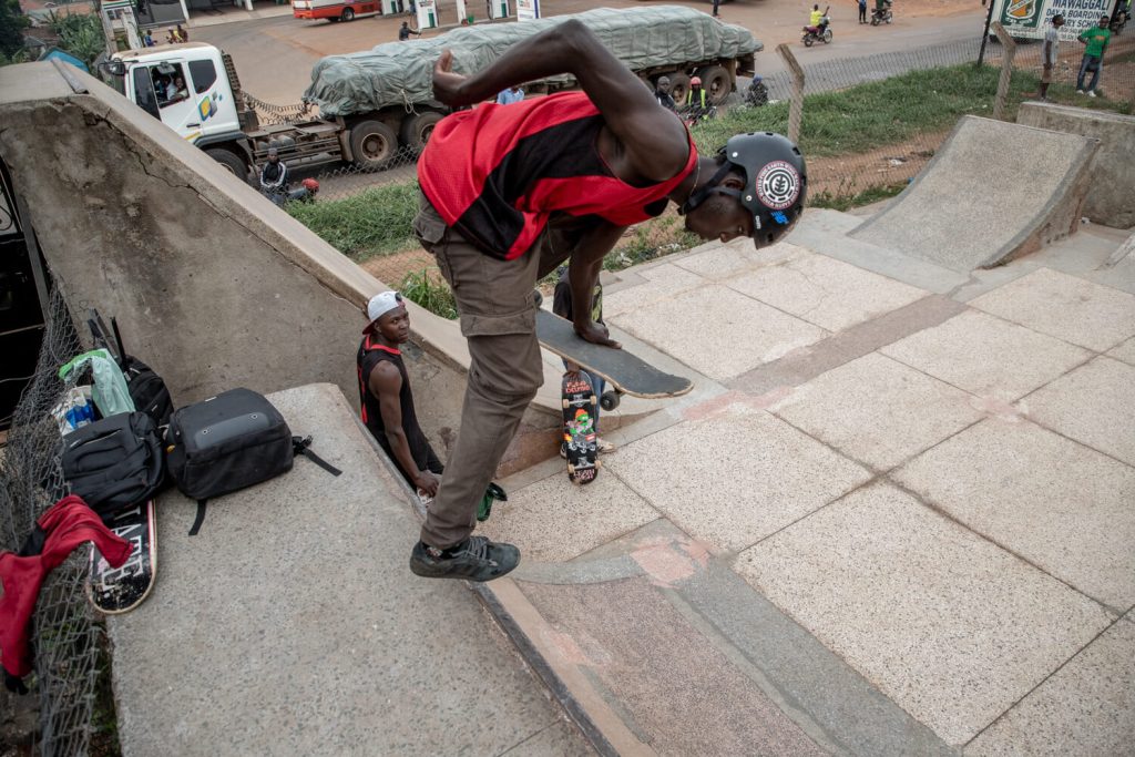 UG SKATEBOARD SOCIETY FREERIDE076